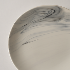 Handmade Ceramic Dinner Plate with Marbled Design – White & Grey